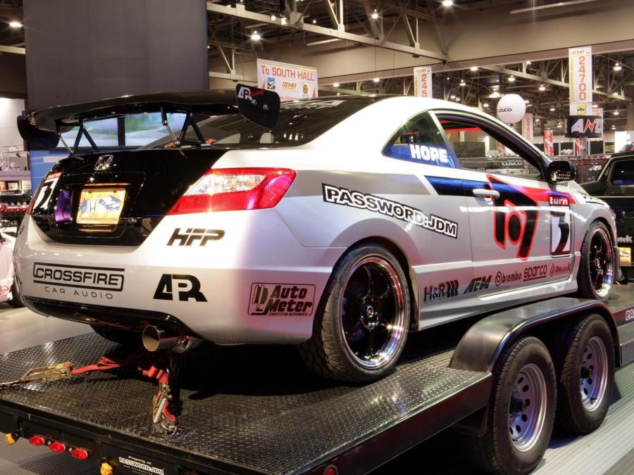  Honda Civic Si by Motegi-Crossfire-Turn 3 2005 года  (фото 2 из 2)